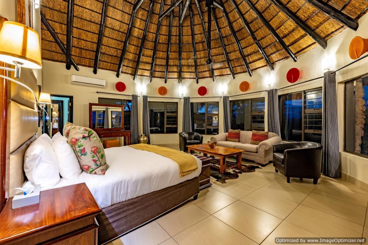 Zulu Nyala Game Lodge Hluhluwe Buitenkant foto