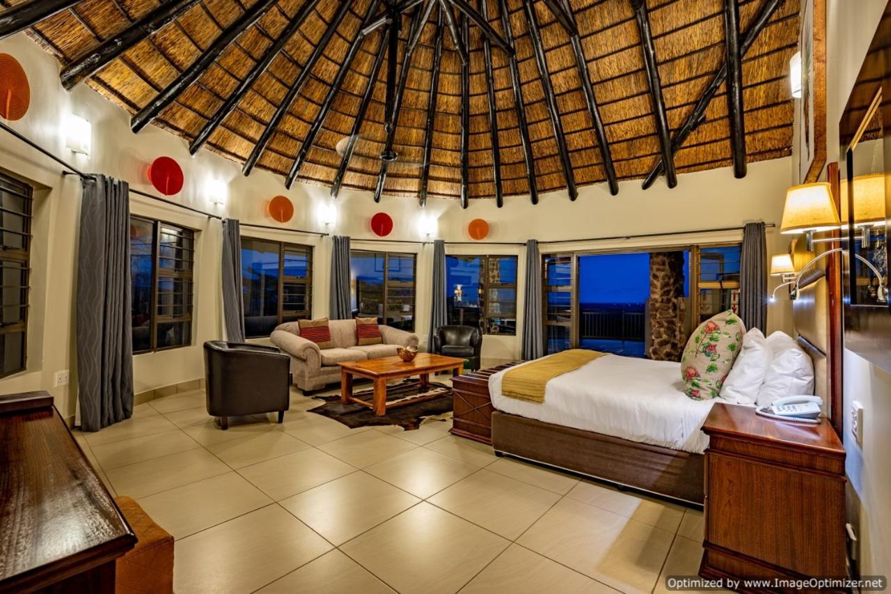 Zulu Nyala Game Lodge Hluhluwe Buitenkant foto
